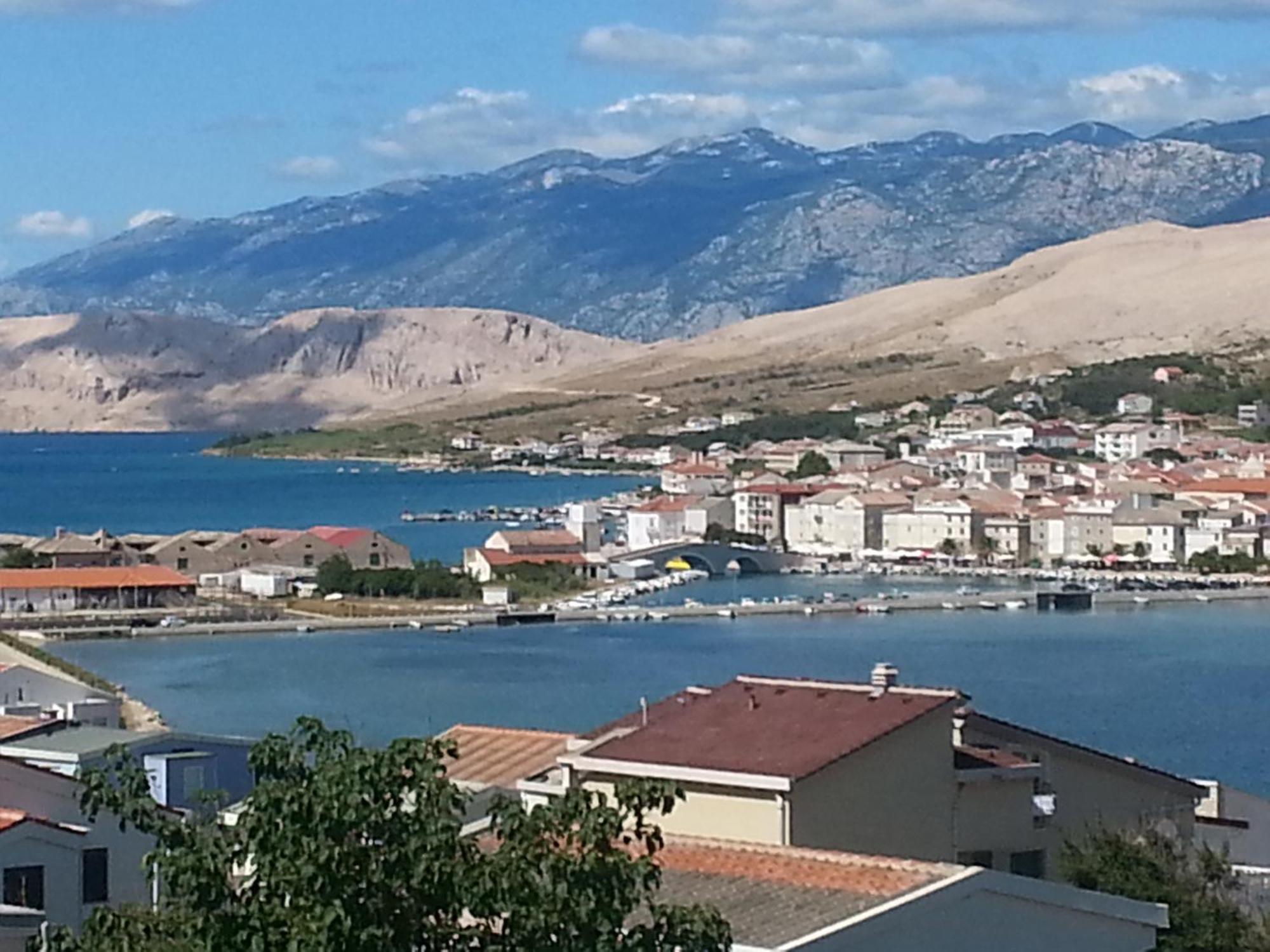 Pag Apartment *
